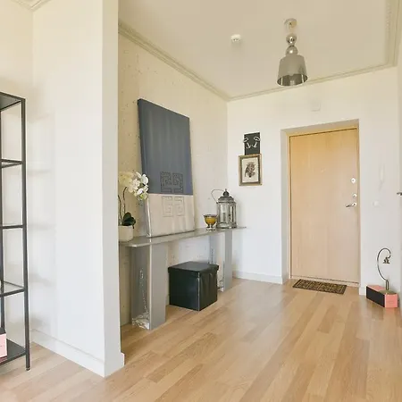 19 Floor With Views شقة